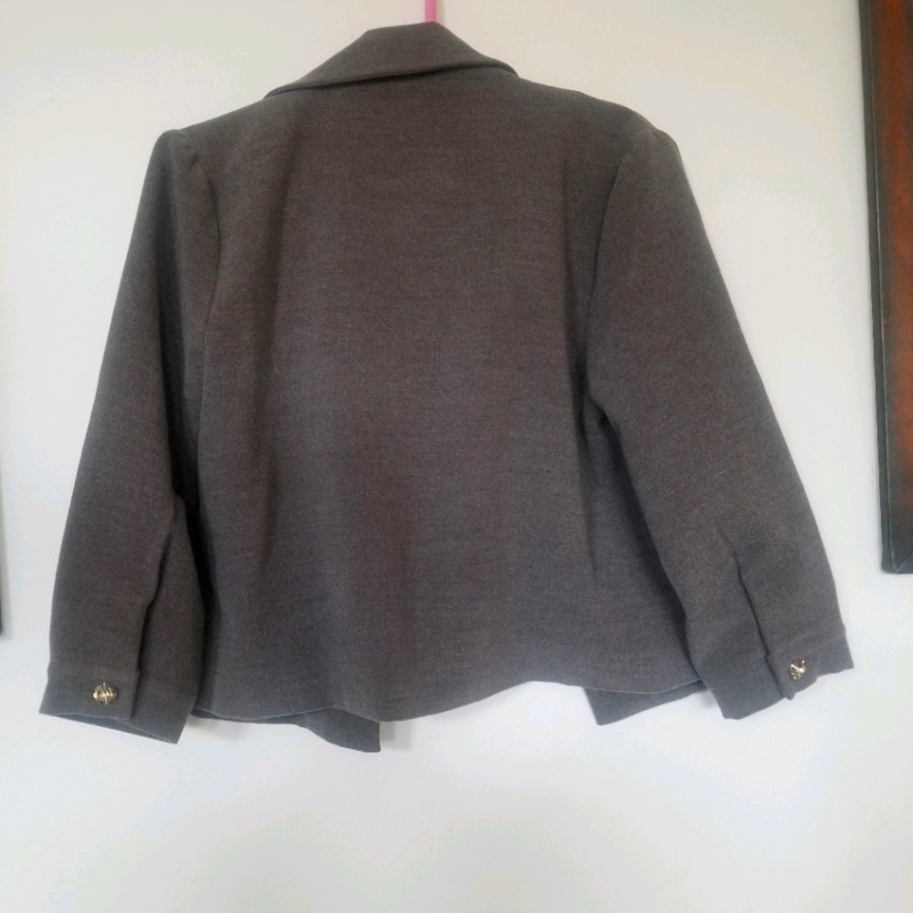 Coat - Picture 3 of 4